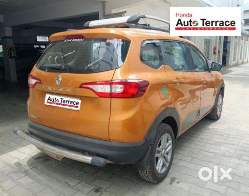 Renault Triber Rxz, 2022, Petrol
