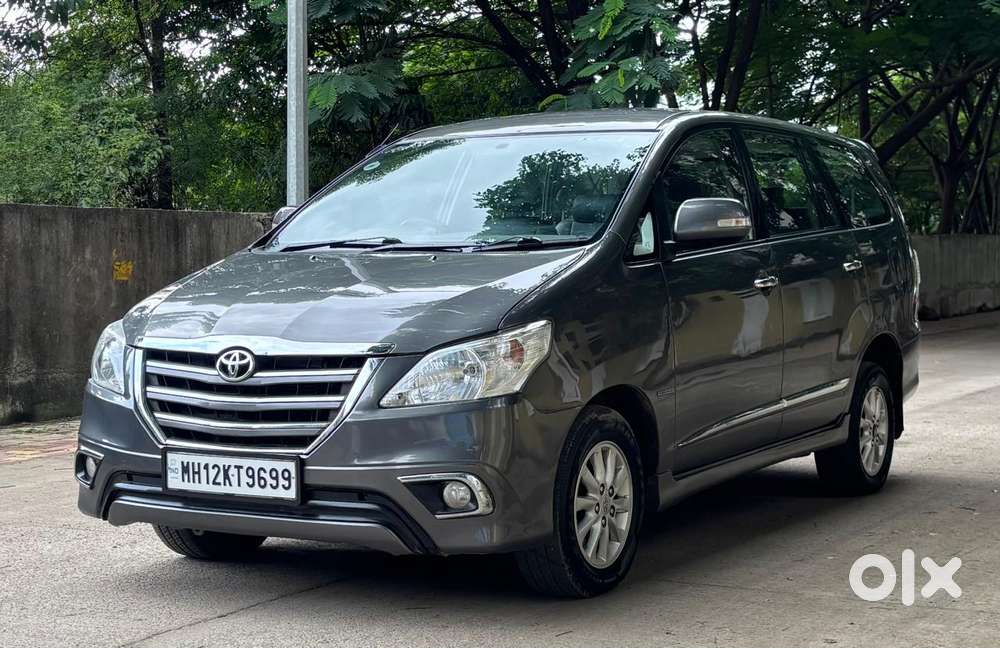 Toyota Innova 2.5 Ev Diesel Ms 7 Str Bsiii, 2014, Diesel