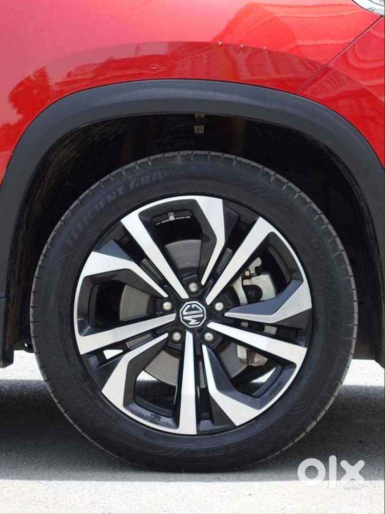 Mg Hector Savvy Pro 1.5 Turbo Cvt Dual Tone, 2023, Petrol