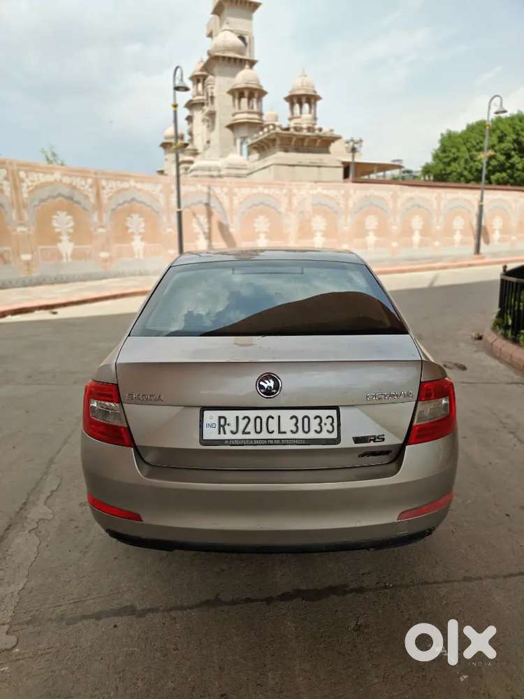 Octavia In Immaculate Condition And Accessories Worth 4.5 Lacs
