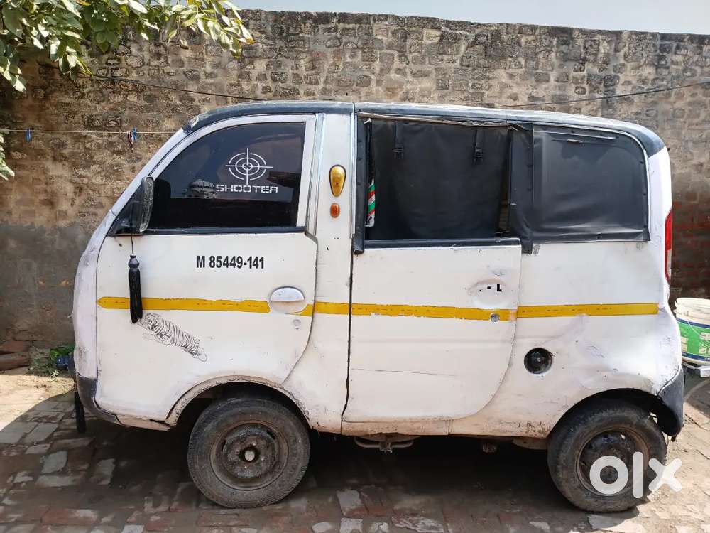 Tata Winger 2.0 Platinum 2013