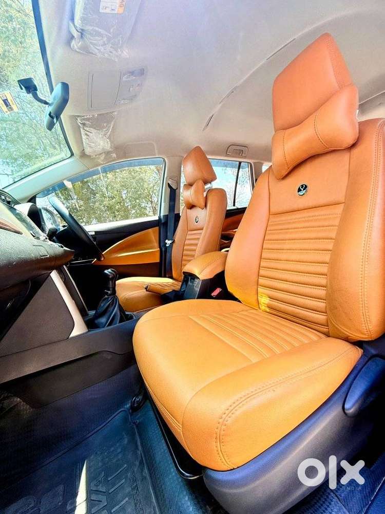 Toyota Innova Crysta 2.4 G Mt 7 Str, 2023, Diesel