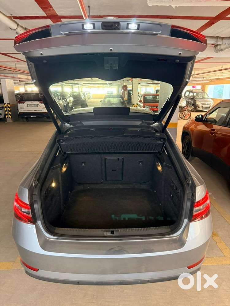Skoda Superb 2019 Petrol Well Maintained