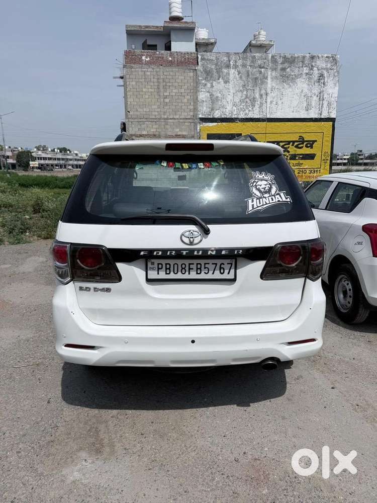 Toyota Fortuner 2014 Diesel Well Maintained