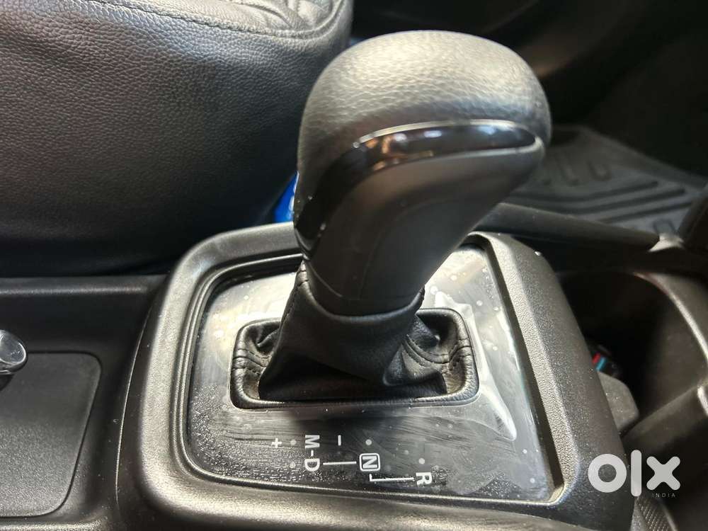 Maruti Suzuki Swift Vxi Ags, 2025, Petrol