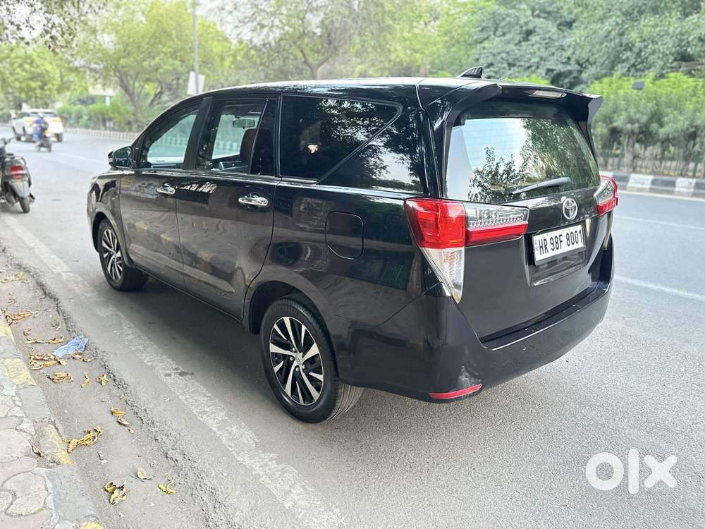 Toyota Innova Crysta [2020-ongoing] 2.4 Zx 7 Str, 2022, Diesel