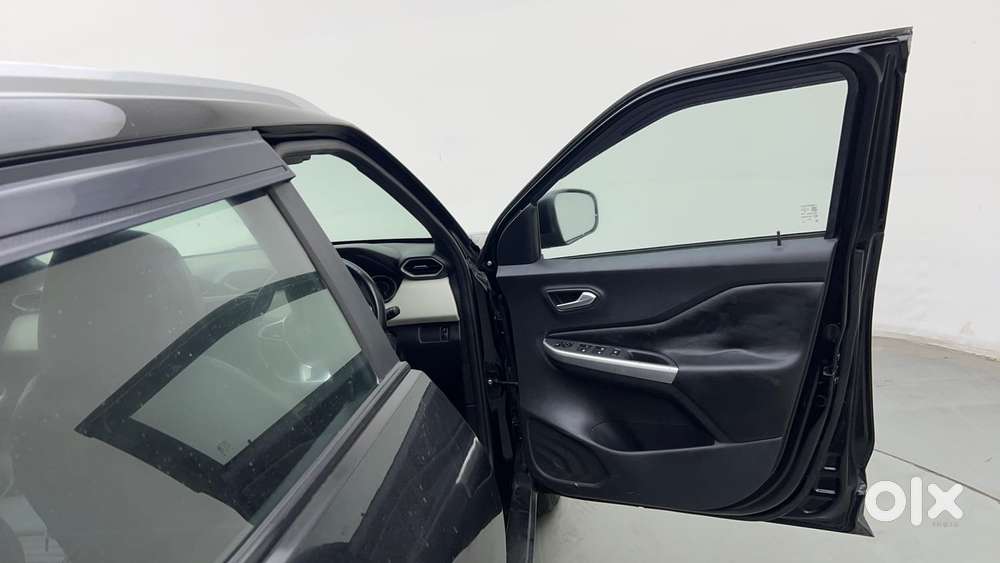 Nissan Magnite 1.0 Xl, 2023, Petrol