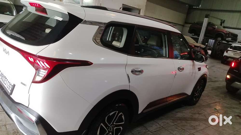 Kia Carens 1.4 Luxury 2023