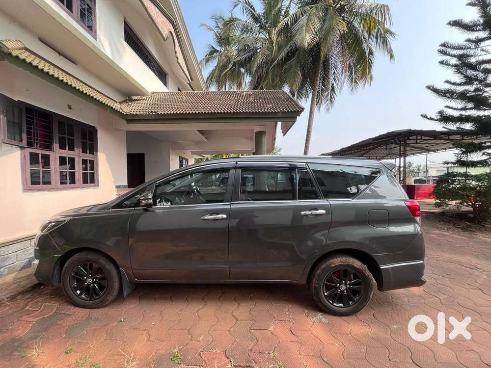 Toyota Innova Crysta 2018 Diesel Well Maintained