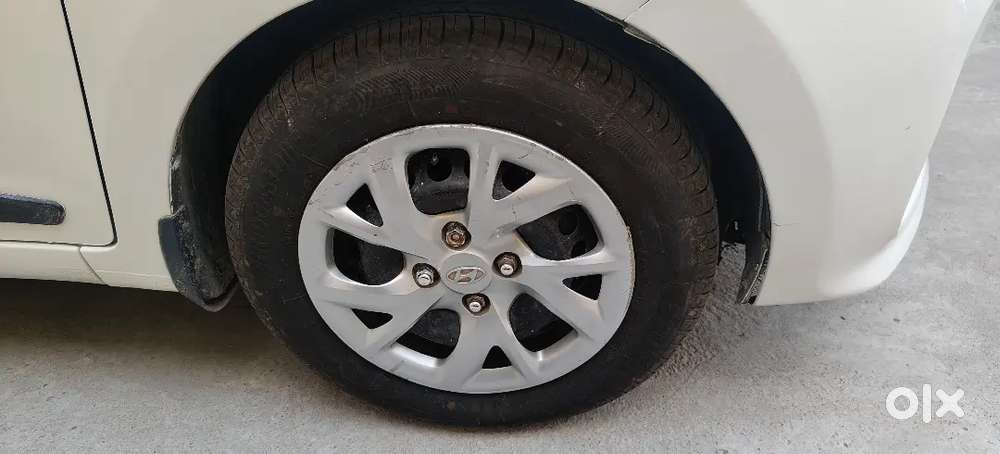 Hyundai Grand I10 Sportz Petrol 2017