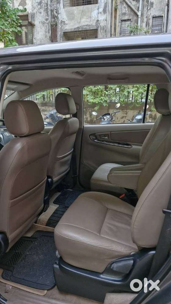 Toyota Innova 2.5 Z Diesel 7 Seater, 2015, Diesel