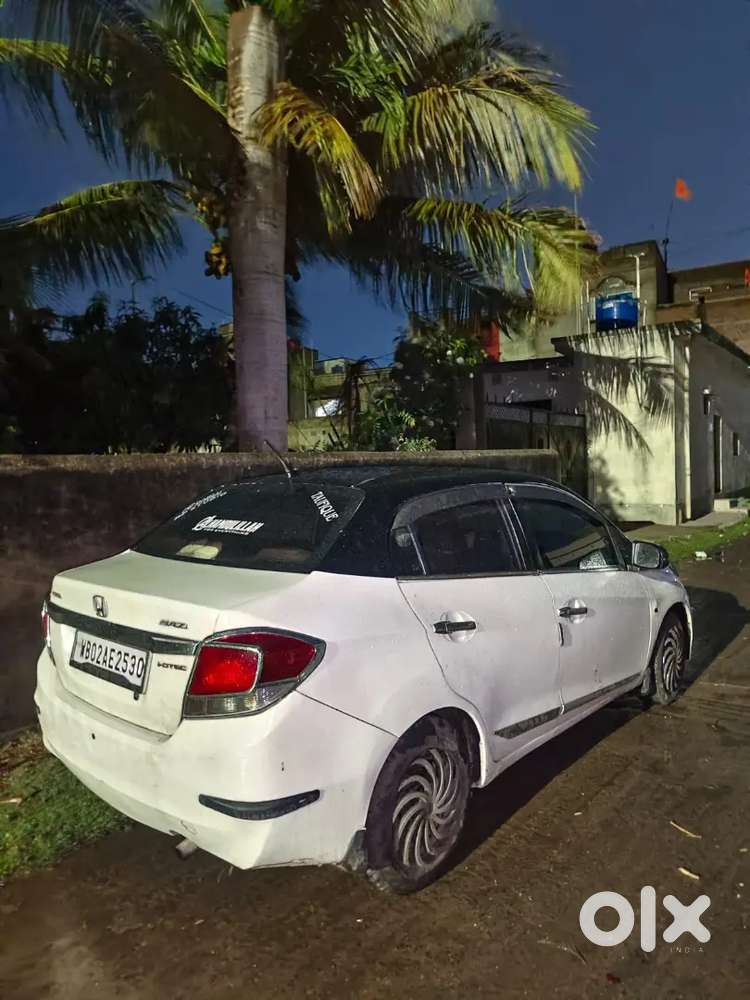 Honda Amaze 2013 Petrol , Tax Paid Upto 2028 Last