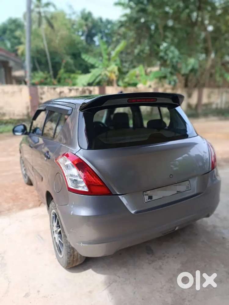 Maruti Suzuki Swift Lxi 2015