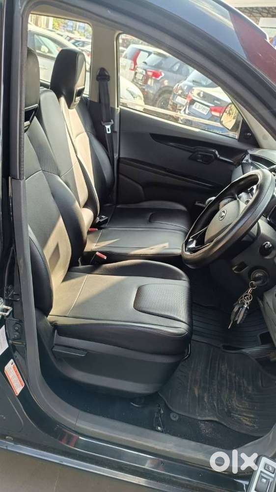 Mahindra Kuv 100 Mfalcon G80 K2, 2017, Petrol