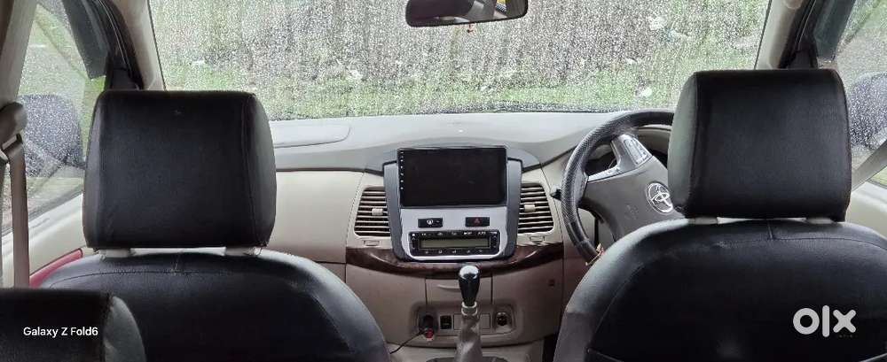 Toyota Innova V 7 2015 Diesel