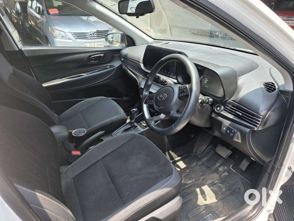 Hyundai I20 Asta (o) 1.2 Ivt, 2022, Petrol