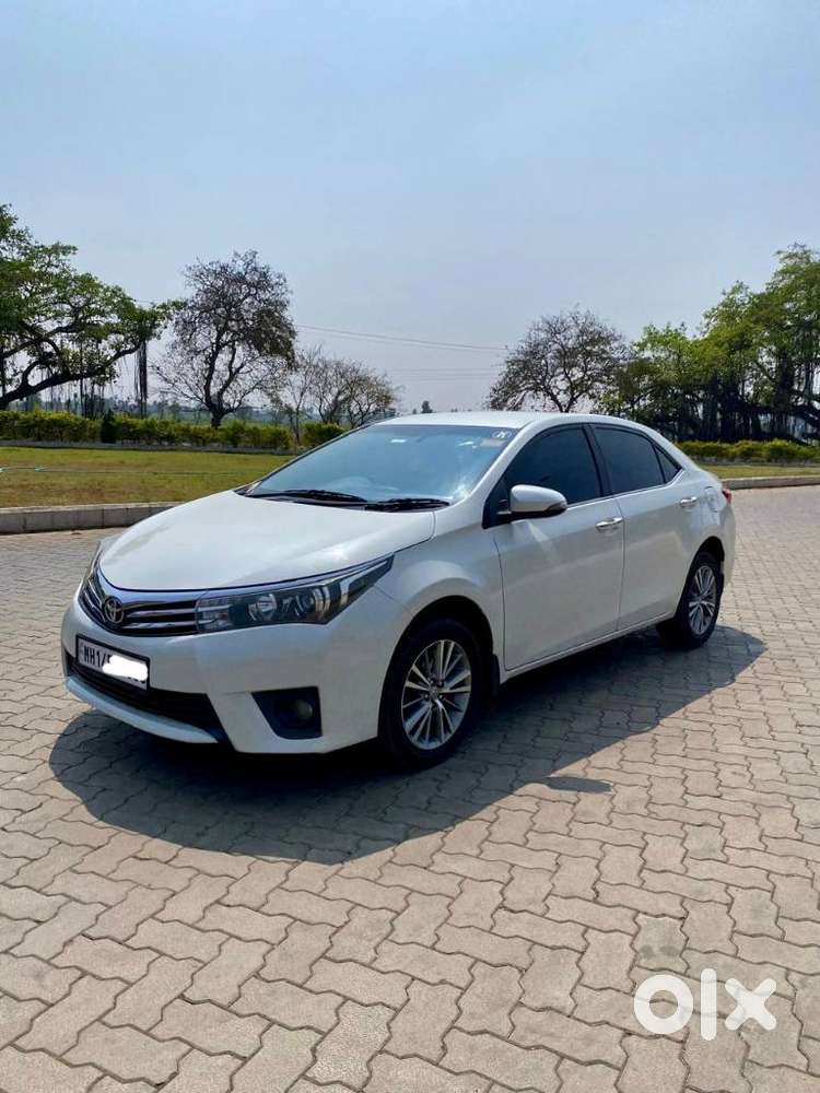 Toyota Corolla Altis 2013-2017 D-4d G, 2015, Diesel