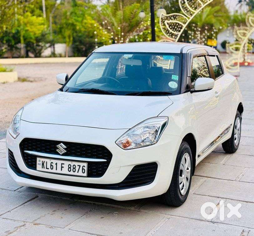 Maruti Suzuki Swift Vxi Optional, 2022, Petrol