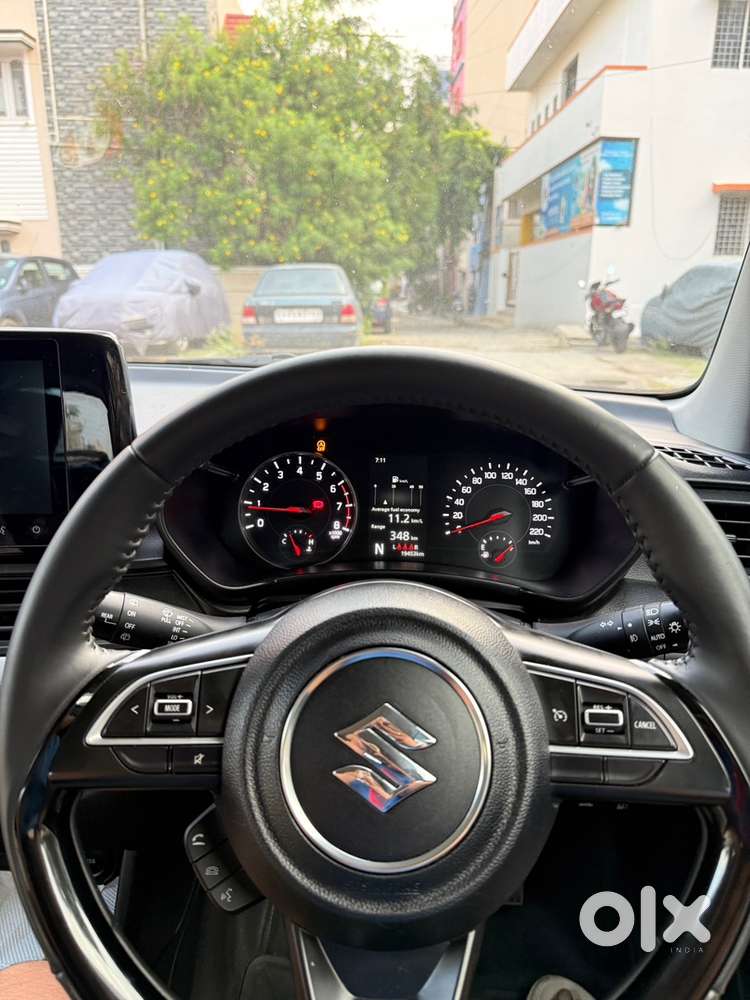 Maruti Suzuki Swift Zxi 2025