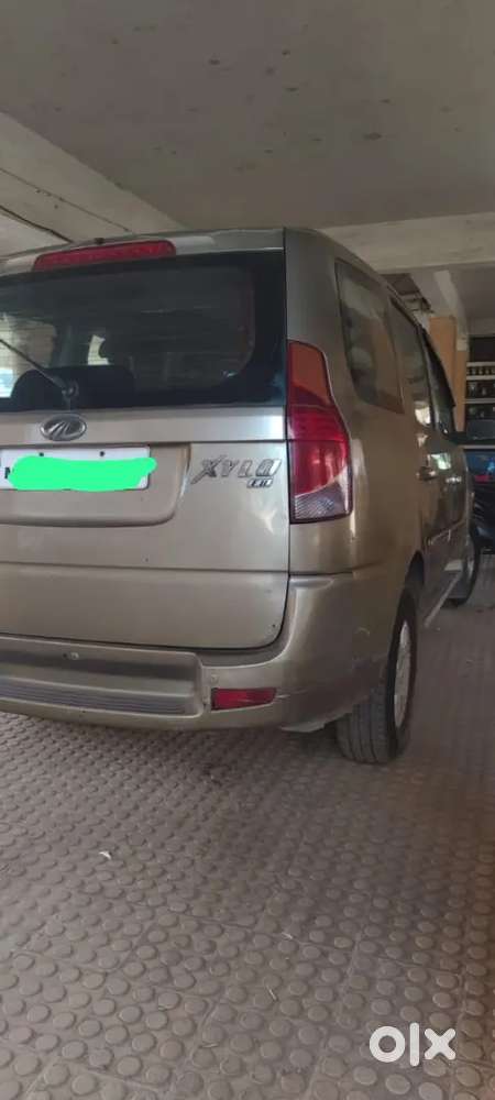 Mahindra Xylo 2009