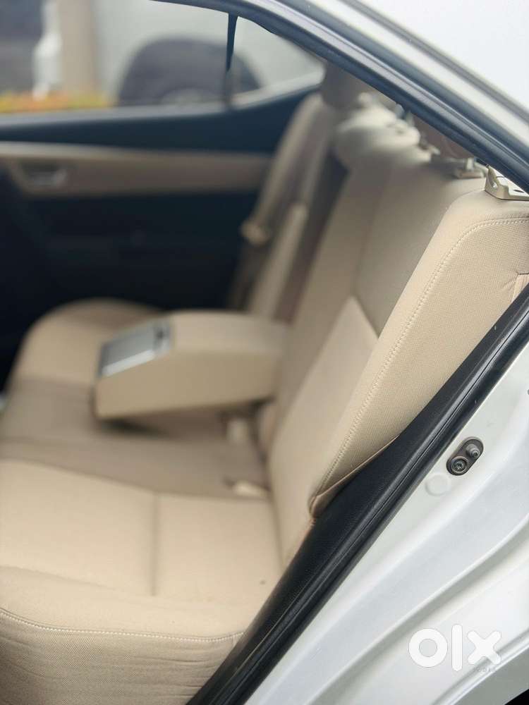 Toyota Corolla Altis 2013-2017 D-4d G, 2014, Diesel