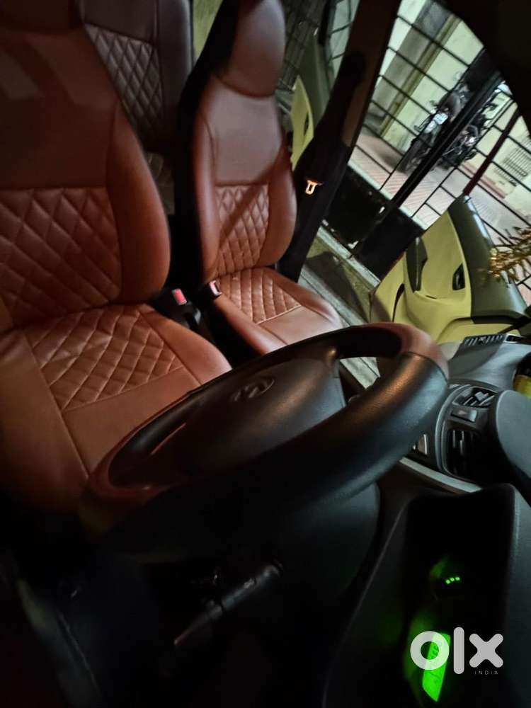 Hyundai Petrol Manual 2014