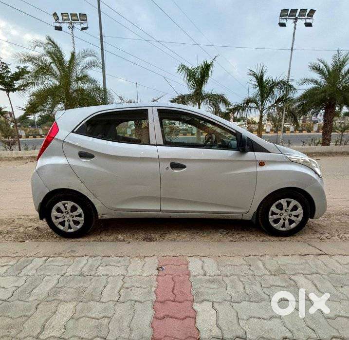 Hyundai Eon Magna Optional, 2015, Petrol