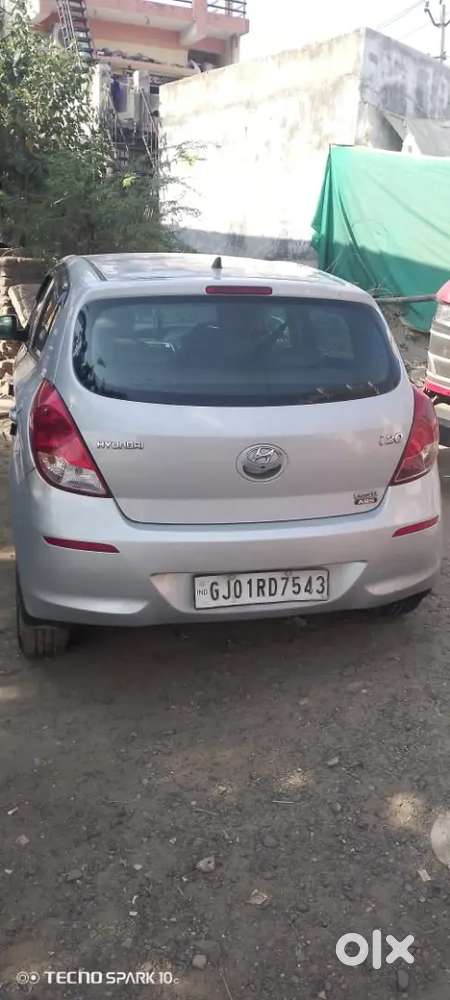 I 20 Cng Petrol   Km79000
