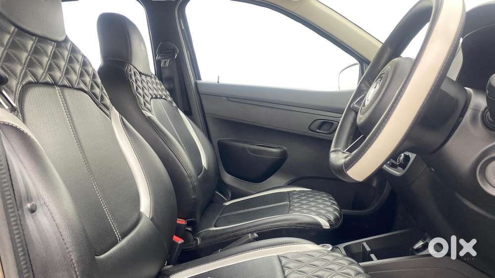 Renault Kwid 2019-ongoing 1.0 Rxt Amt (o), 2021, Petrol