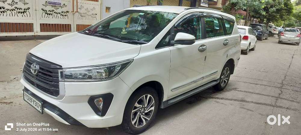 Toyota Innova Crysta 2.4 G Mt 7 Str, 2022, Diesel