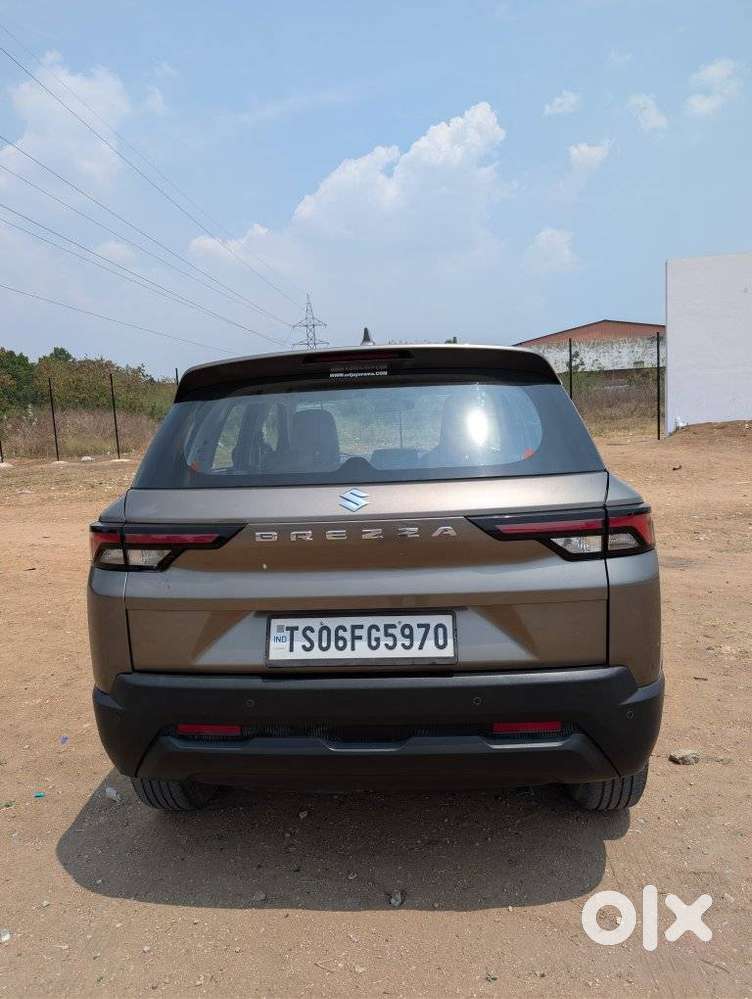 Maruti Suzuki Brezza 1.5 Vxi Smart Hybrid, 2023, Petrol