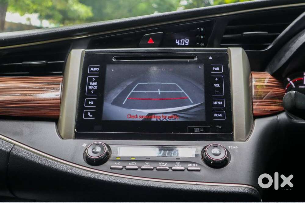 Toyota Innova Crysta 2.8 Touring Sport Diesel At, 2017, Diesel