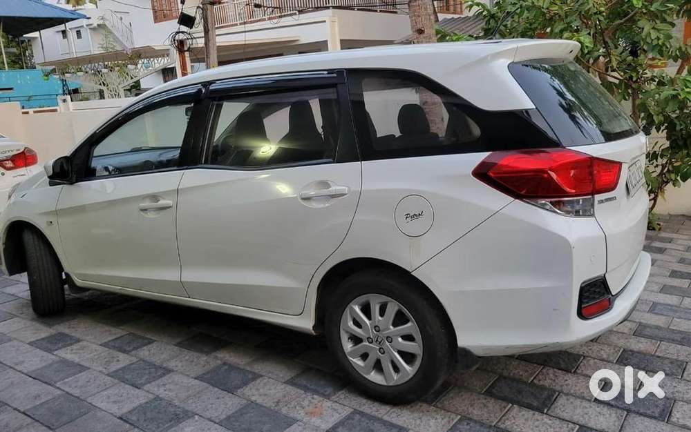 Honda Mobilio 2015 Petrol Well Maintained