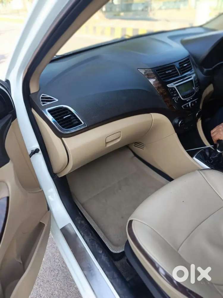 Hyundai Verna 2012