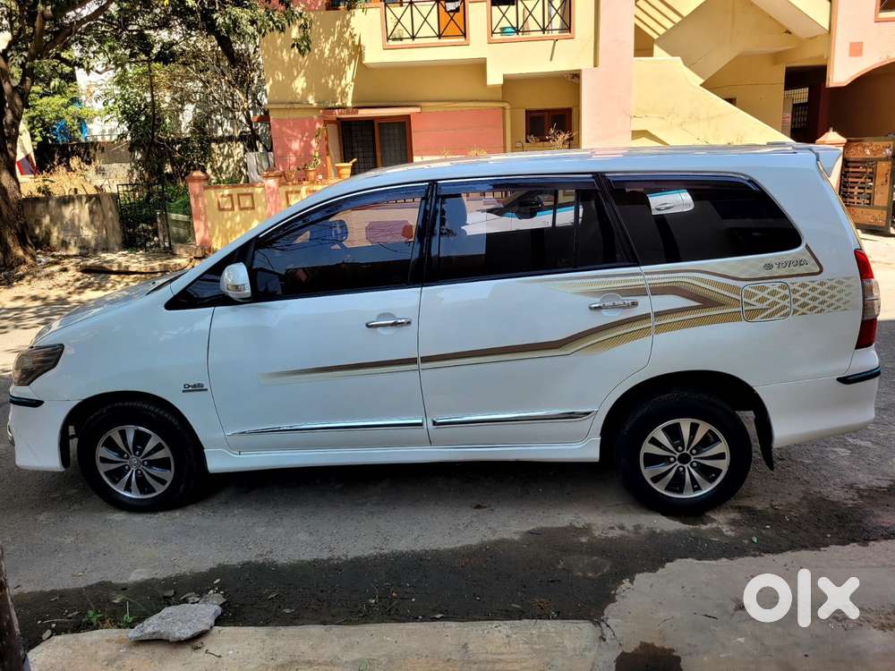 Toyota Innova 2.5 Z Diesel 7 Seater, 2015, Diesel