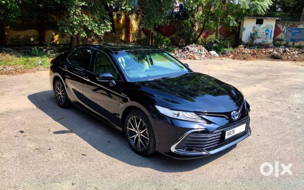 Toyota Camry Hybrid, 2022, Petrol