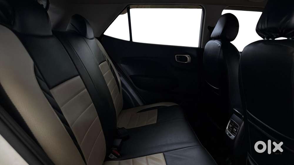 Hyundai Venue 1.2 S Plus, 2022, Petrol