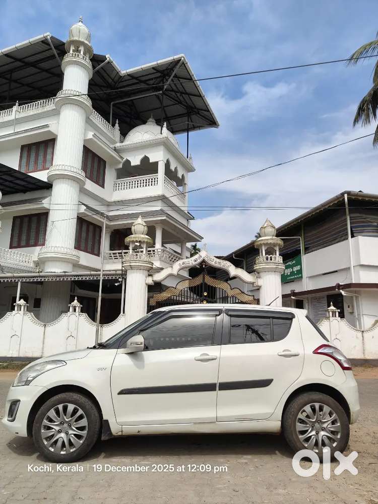 Maruti Suzuki Swift Vxi 2017