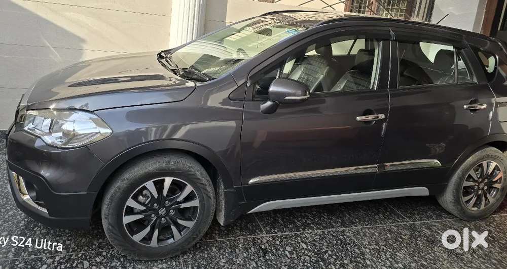 S-cross 1.5 Zeta Well Maintained Car