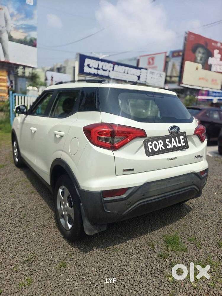 Mahindra Xuv300 1.2 W6 Amt Petrol, 2022, Petrol