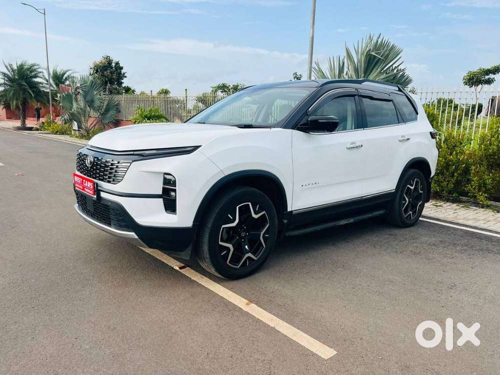 Tata Safari Accomplished Dual Tone At, 2023, Diesel