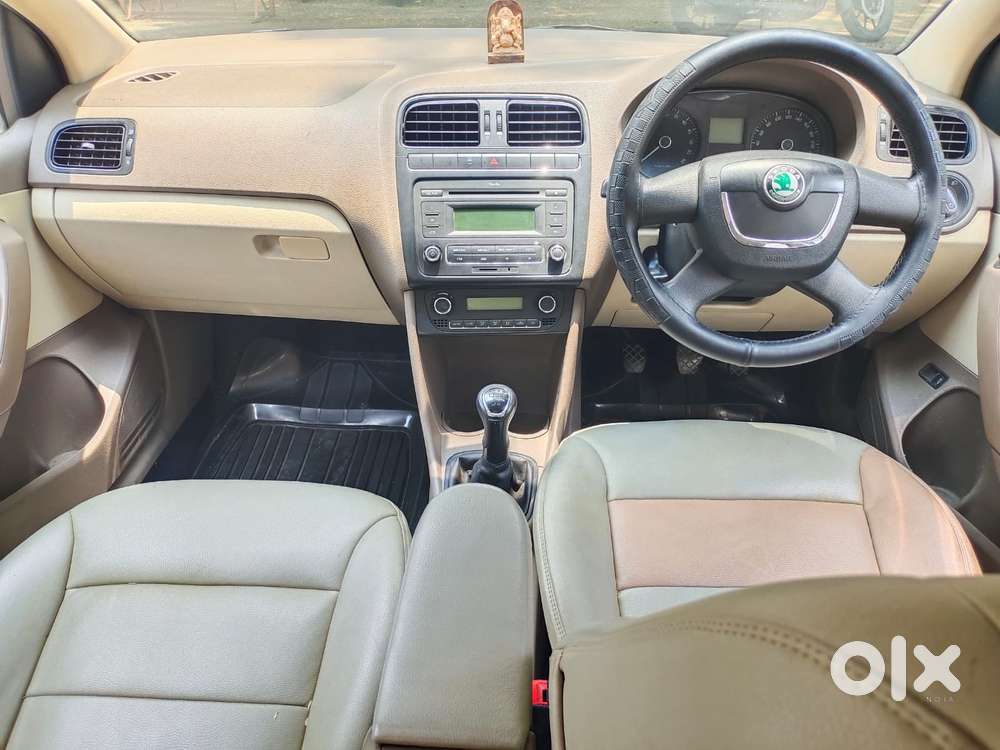 Skoda Rapid Elegance 1.6 Tdi Cr Manual, 2012, Diesel