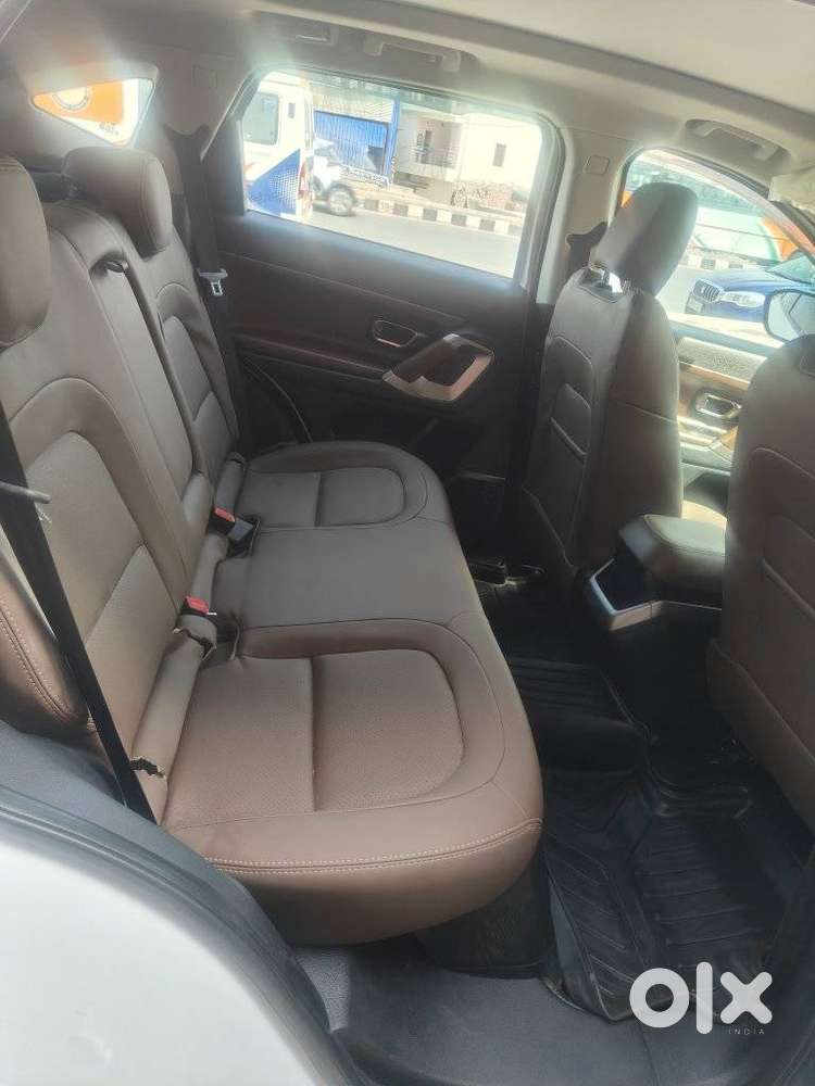 Tata Harrier 2.0 Xza Sunroof Dual Tone, 2021