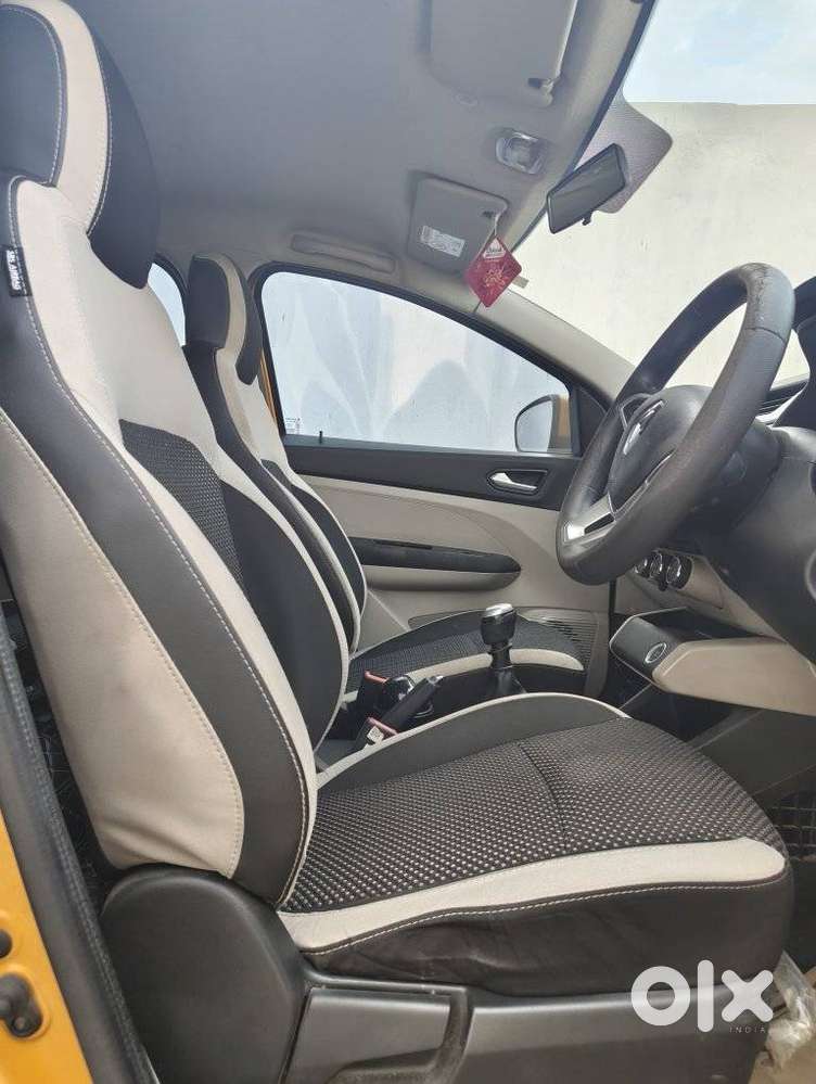 Renault Triber Rxz, 2019, Petrol