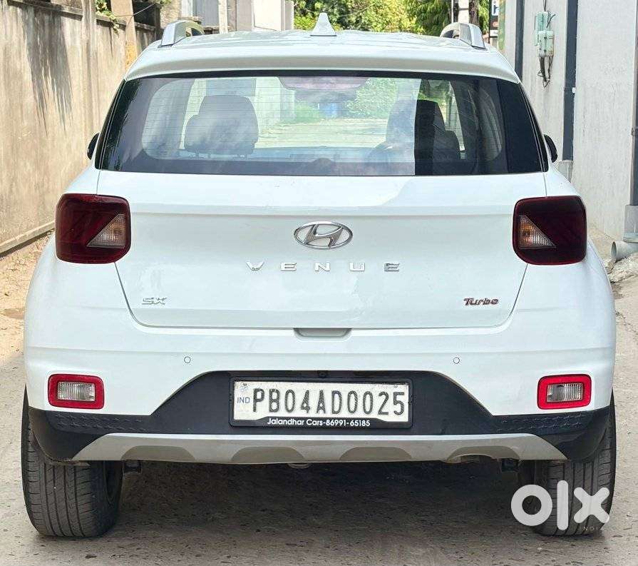 Hyundai Venue, 2020, Petrol