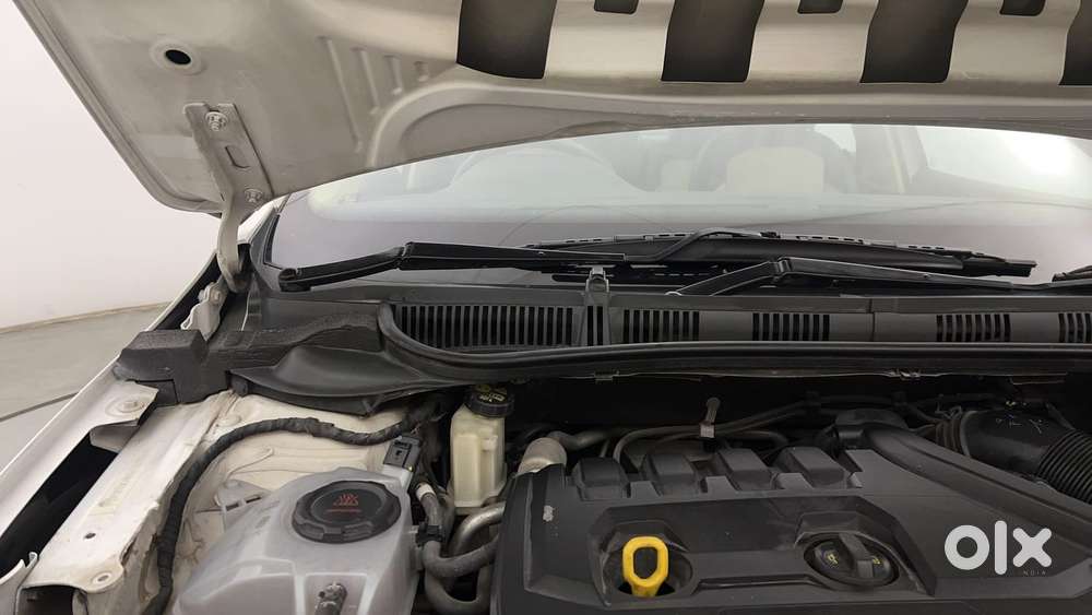 Skoda Slavia Style 1.5l Tsi Dsg, 2022, Petrol