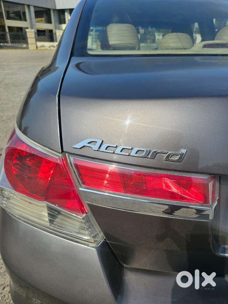 Honda Accord 2.4 Manual, 2011, Petrol
