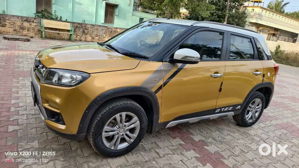 Maruti Suzuki Brezza Zdi+ 2017 Dual Tone