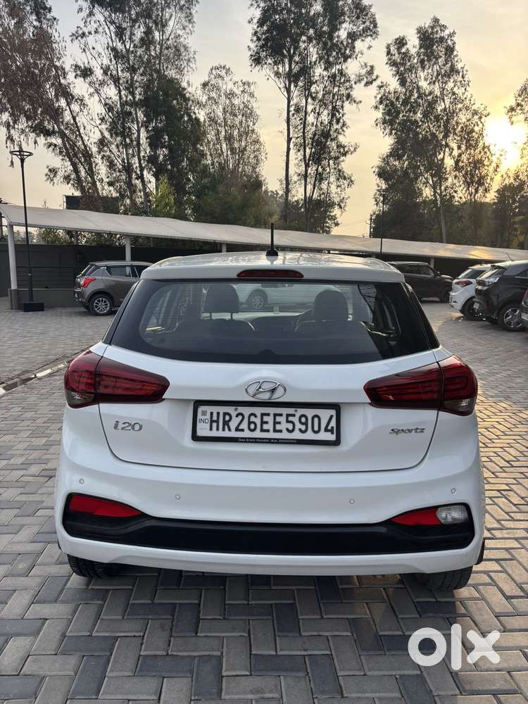 Hyundai Elite I20 Sportz Plus, 2019, Petrol