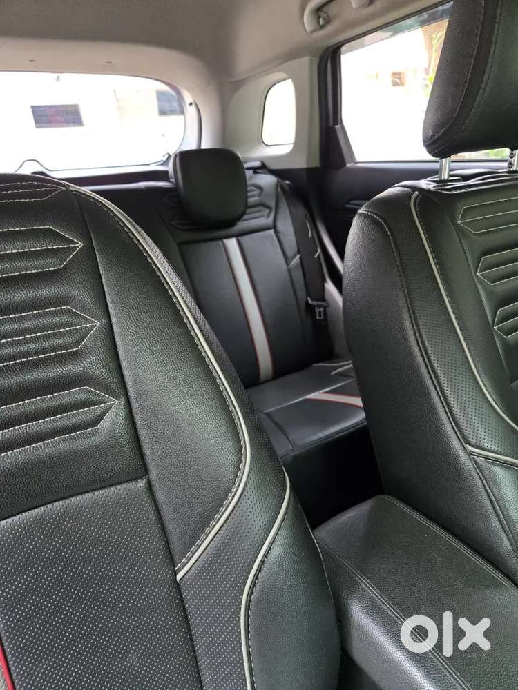 Maruti Suzuki Brezza 1.5 Vxi Hybrid 2023